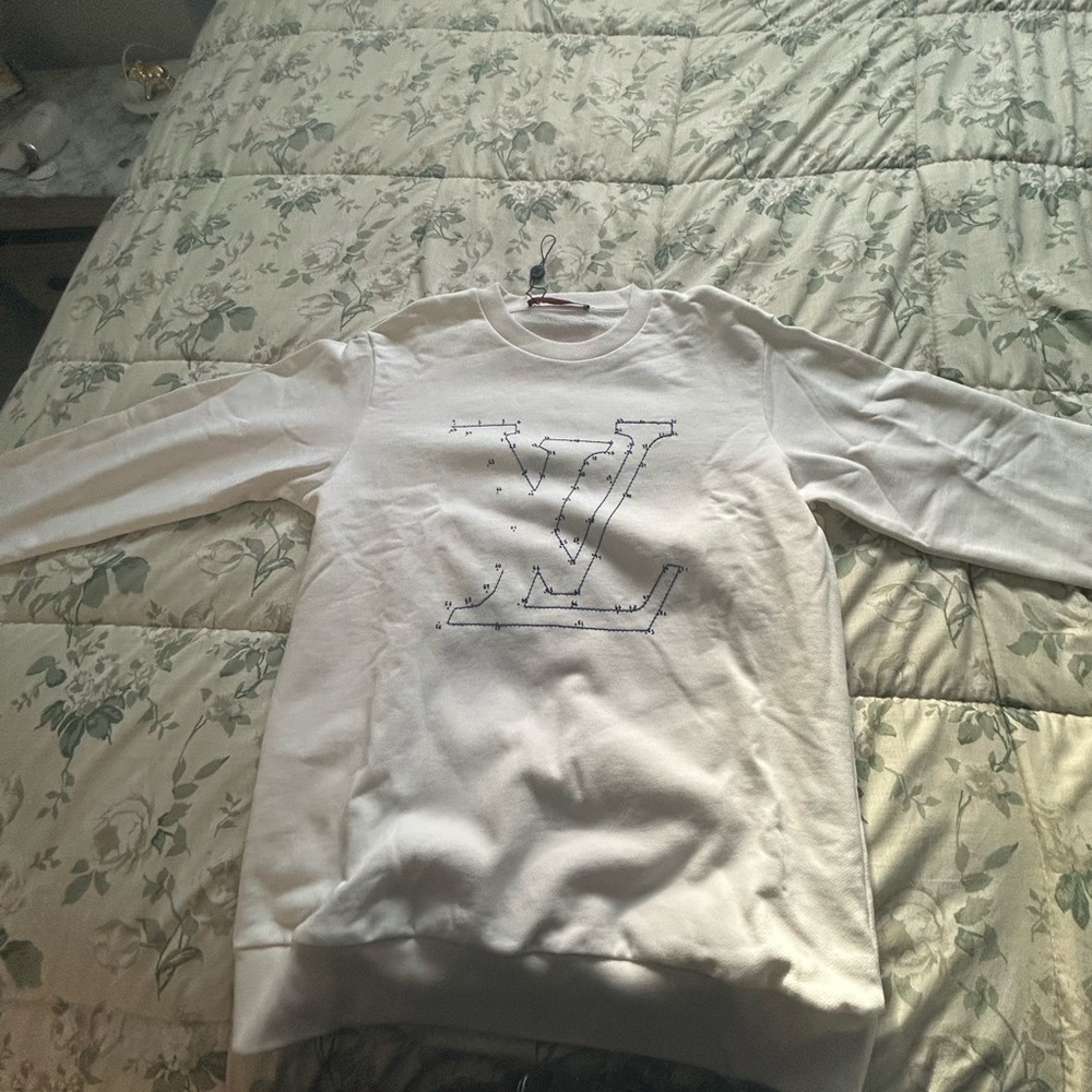 Louis Vuitton logo 100% cotton size S brand new tag fell